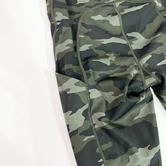Athleta Women Multicolor Camouflage Ultimate 7/8 Tight Compression Leggings S - Picture 5 of 12